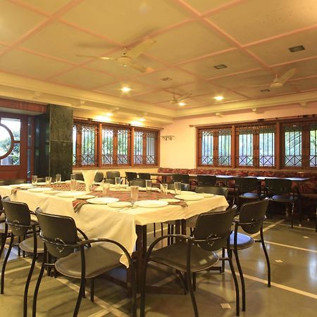 Hotel Sahyadri Alibaug Exterior foto
